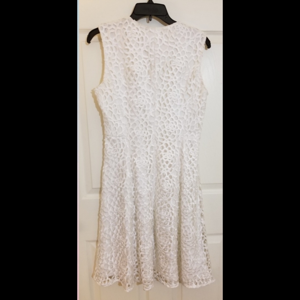 Dress - Picture 2 of 6
